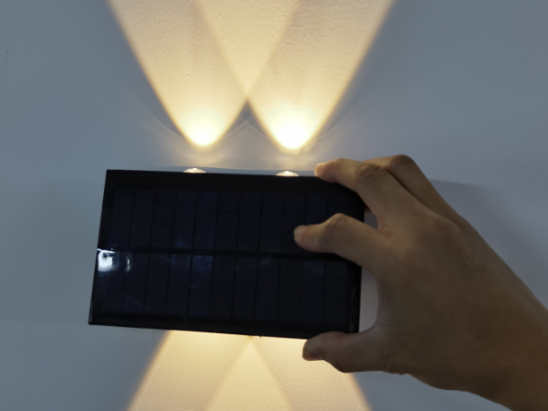 2022 NUEVA luz de pared de lavado de LED de potencia solar 